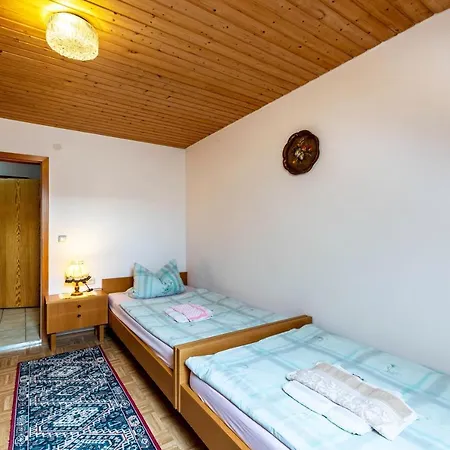Zur-west-wohnung