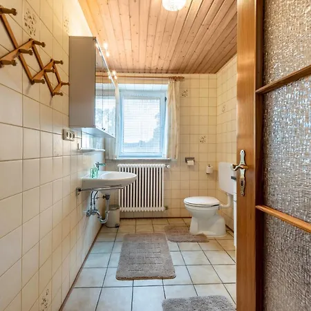 Zur-west-wohnung Apartment